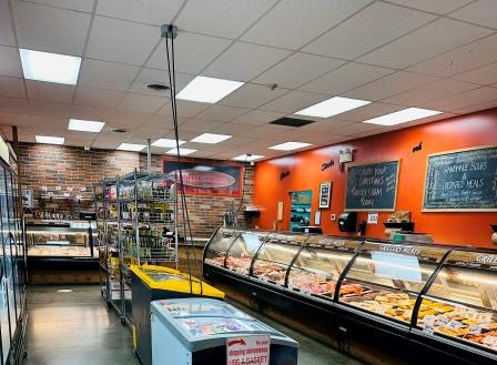 Grillers Lake Country Inside of Store Web 1